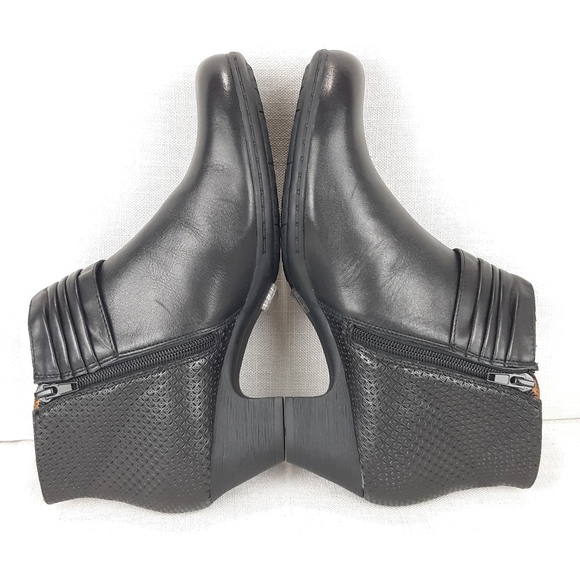 ROCKPORT BRYNN BOOTIES - Picture 12 of 16